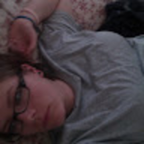 Meet your Posher, Stephanie - Picture 1 of 1